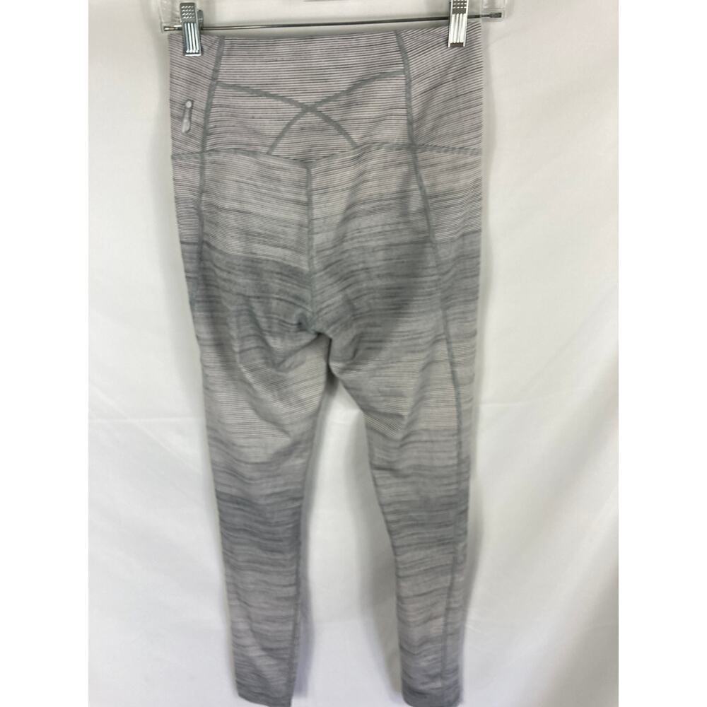 Zella Grey Stripe Leggings Size Small - Picture 5 of 10